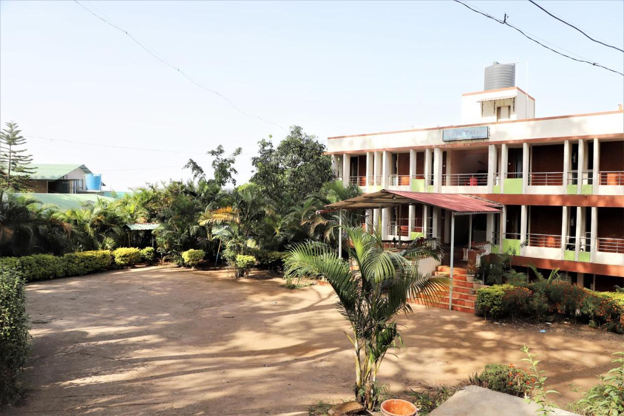 River Palace - A Valley View Hotel Panchgani Exterior foto